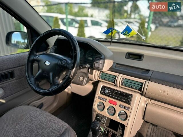 Червоний Ленд Ровер Freelander, об'ємом двигуна 2 л та пробігом 367 тис. км за 4500 $, фото 34 на Automoto.ua