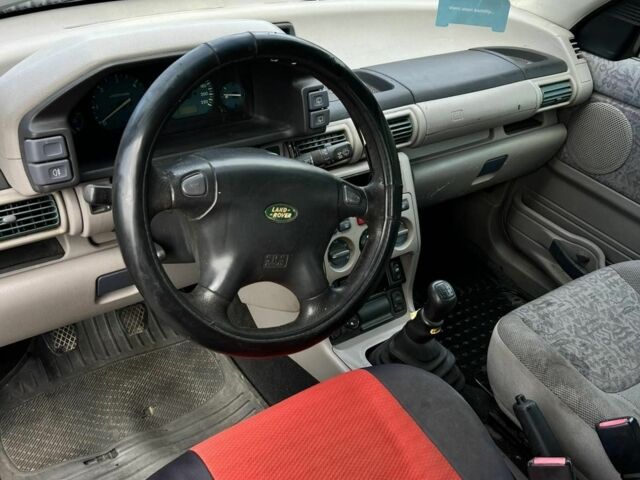 Червоний Ленд Ровер Freelander, об'ємом двигуна 2 л та пробігом 280 тис. км за 2900 $, фото 5 на Automoto.ua