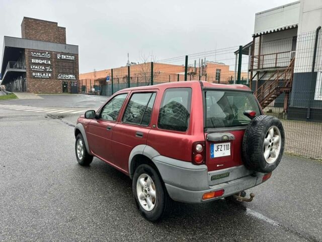 Червоний Ленд Ровер Freelander, об'ємом двигуна 2 л та пробігом 290 тис. км за 2500 $, фото 4 на Automoto.ua