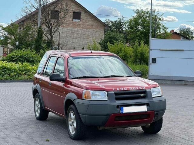 Червоний Ленд Ровер Freelander, об'ємом двигуна 2 л та пробігом 280 тис. км за 2900 $, фото 1 на Automoto.ua