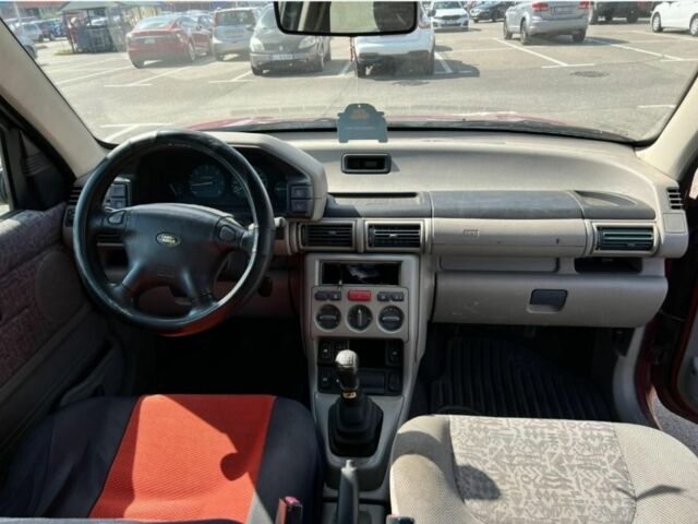 Красный Ленд Ровер Фрилендер, объемом двигателя 2 л и пробегом 290 тыс. км за 2500 $, фото 5 на Automoto.ua