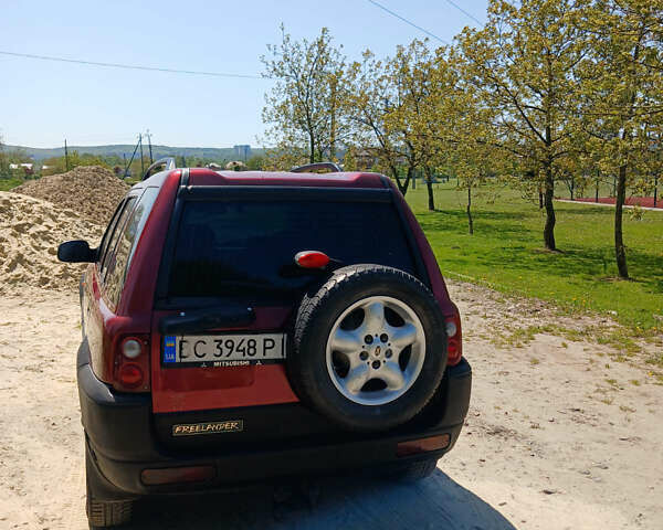 Червоний Ленд Ровер Freelander, об'ємом двигуна 1.8 л та пробігом 210 тис. км за 5900 $, фото 2 на Automoto.ua