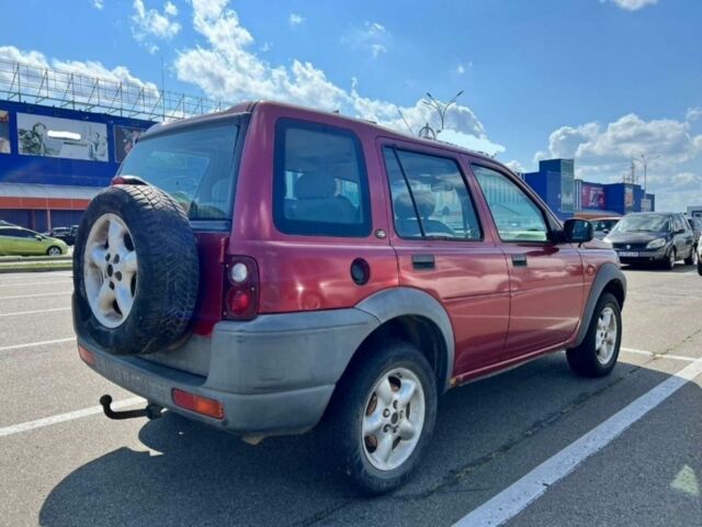 Красный Ленд Ровер Фрилендер, объемом двигателя 2 л и пробегом 290 тыс. км за 2500 $, фото 2 на Automoto.ua