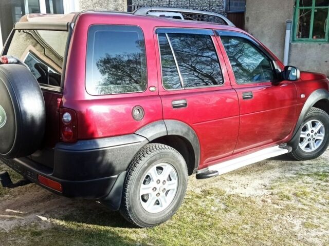 Червоний Ленд Ровер Freelander, об'ємом двигуна 2 л та пробігом 331 тис. км за 6500 $, фото 9 на Automoto.ua