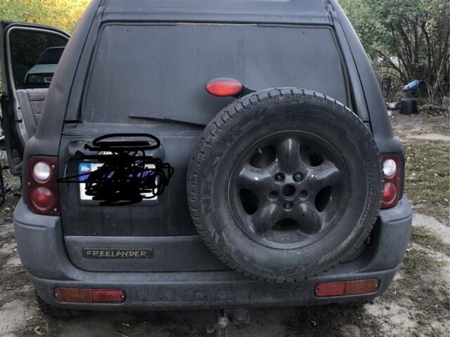 Червоний Ленд Ровер Freelander, об'ємом двигуна 2 л та пробігом 219 тис. км за 2510 $, фото 4 на Automoto.ua
