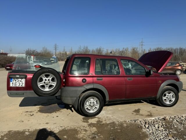 Червоний Ленд Ровер Freelander, об'ємом двигуна 2 л та пробігом 235 тис. км за 2999 $, фото 6 на Automoto.ua