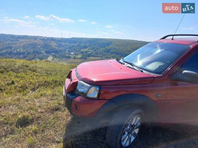 Червоний Ленд Ровер Freelander, об'ємом двигуна 2 л та пробігом 155 тис. км за 10000 $, фото 17 на Automoto.ua