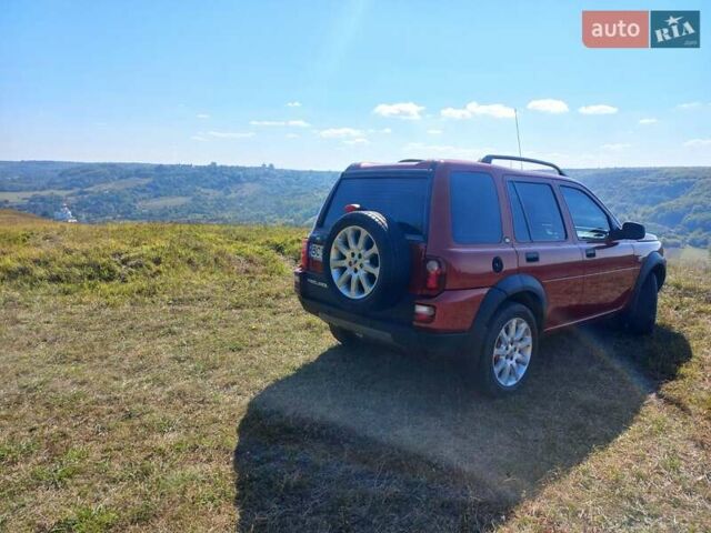Червоний Ленд Ровер Freelander, об'ємом двигуна 2 л та пробігом 155 тис. км за 10000 $, фото 22 на Automoto.ua