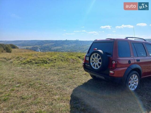 Червоний Ленд Ровер Freelander, об'ємом двигуна 2 л та пробігом 155 тис. км за 10000 $, фото 20 на Automoto.ua