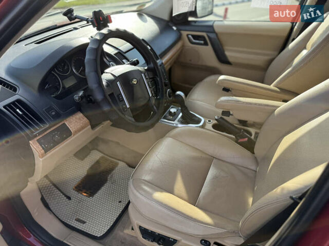 Красный Ленд Ровер Фрилендер, объемом двигателя 2.2 л и пробегом 228 тыс. км за 9700 $, фото 20 на Automoto.ua