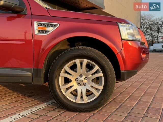 Красный Ленд Ровер Фрилендер, объемом двигателя 2.18 л и пробегом 227 тыс. км за 9800 $, фото 32 на Automoto.ua