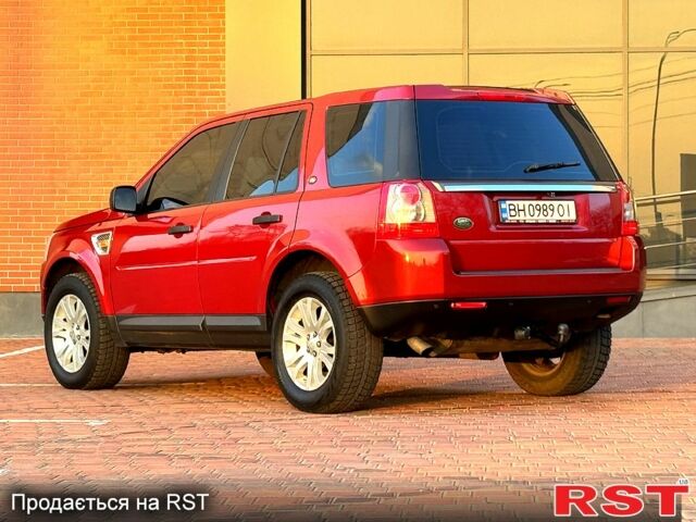 Красный Ленд Ровер Фрилендер, объемом двигателя 2.2 л и пробегом 227 тыс. км за 9800 $, фото 5 на Automoto.ua