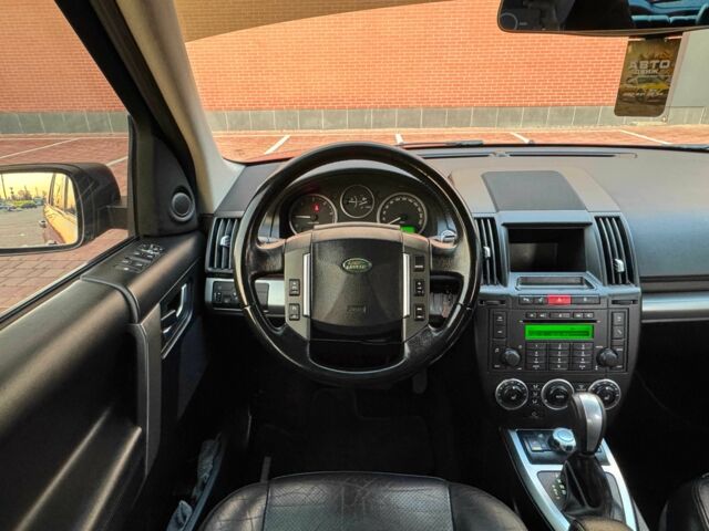 Красный Ленд Ровер Фрилендер, объемом двигателя 2.2 л и пробегом 227 тыс. км за 9800 $, фото 17 на Automoto.ua