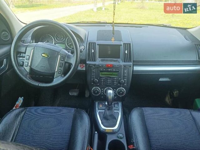 Красный Ленд Ровер Фрилендер, объемом двигателя 2.18 л и пробегом 260 тыс. км за 9499 $, фото 5 на Automoto.ua