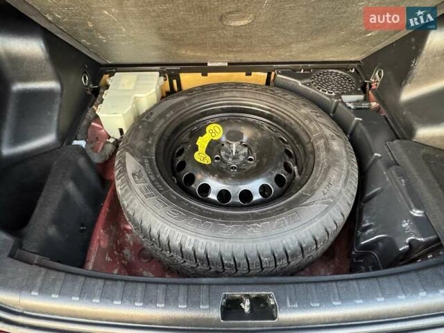 Красный Ленд Ровер Фрилендер, объемом двигателя 2.18 л и пробегом 227 тыс. км за 9800 $, фото 77 на Automoto.ua