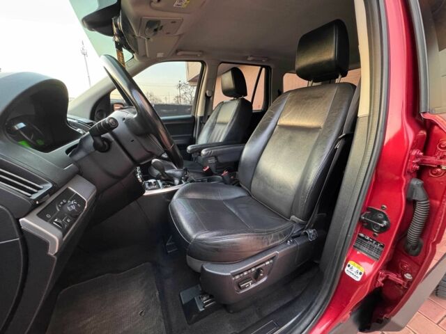 Красный Ленд Ровер Фрилендер, объемом двигателя 2.2 л и пробегом 227 тыс. км за 9800 $, фото 20 на Automoto.ua