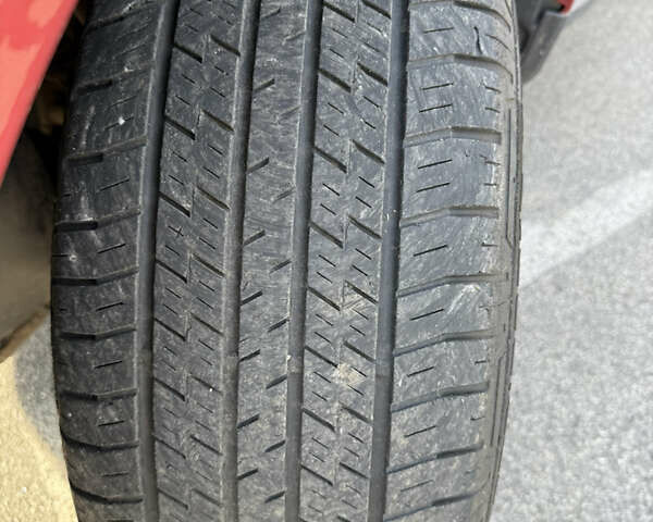 Красный Ленд Ровер Фрилендер, объемом двигателя 2.2 л и пробегом 228 тыс. км за 9700 $, фото 14 на Automoto.ua