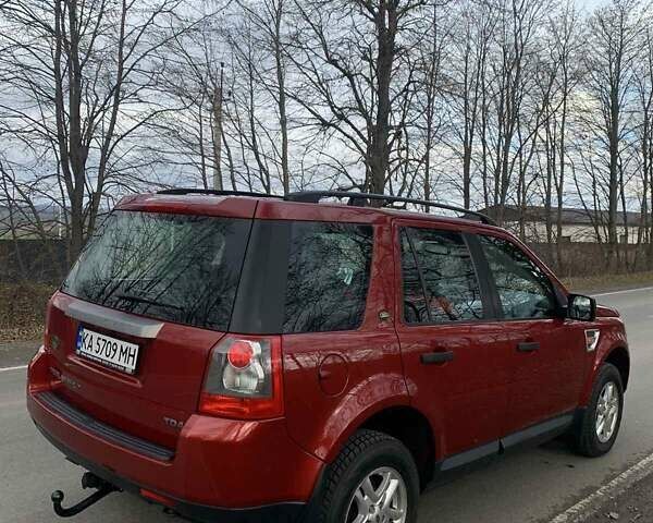 Красный Ленд Ровер Фрилендер, объемом двигателя 2.2 л и пробегом 177 тыс. км за 10900 $, фото 5 на Automoto.ua