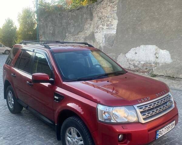 Красный Ленд Ровер Фрилендер, объемом двигателя 2.18 л и пробегом 303 тыс. км за 8800 $, фото 2 на Automoto.ua