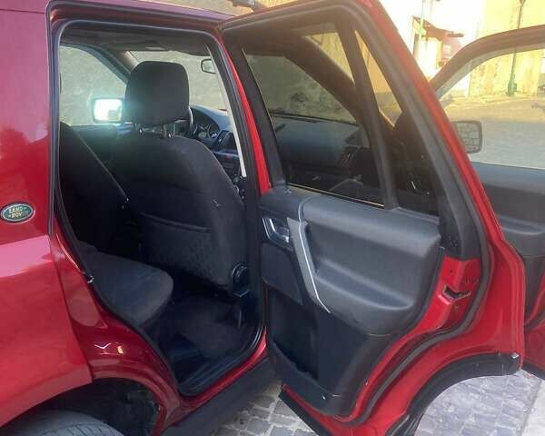 Красный Ленд Ровер Фрилендер, объемом двигателя 2.18 л и пробегом 303 тыс. км за 8800 $, фото 11 на Automoto.ua