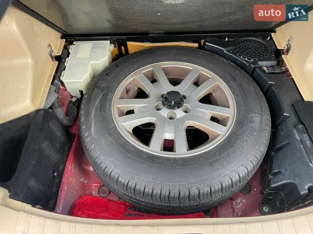 Червоний Ленд Ровер Freelander, об'ємом двигуна 2.2 л та пробігом 371 тис. км за 8600 $, фото 8 на Automoto.ua