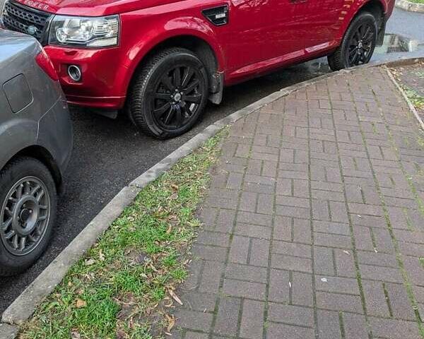 Червоний Ленд Ровер Freelander, об'ємом двигуна 2.18 л та пробігом 201 тис. км за 19000 $, фото 9 на Automoto.ua