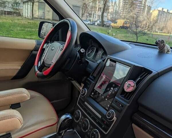 Червоний Ленд Ровер Freelander, об'ємом двигуна 2.18 л та пробігом 201 тис. км за 19000 $, фото 2 на Automoto.ua