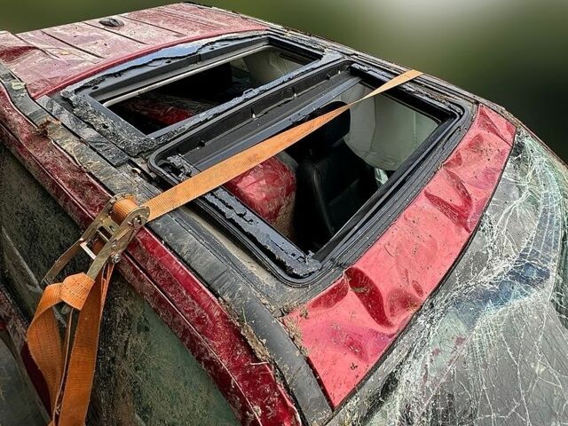 Червоний Ленд Ровер Freelander, об'ємом двигуна 2 л та пробігом 120 тис. км за 5000 $, фото 7 на Automoto.ua