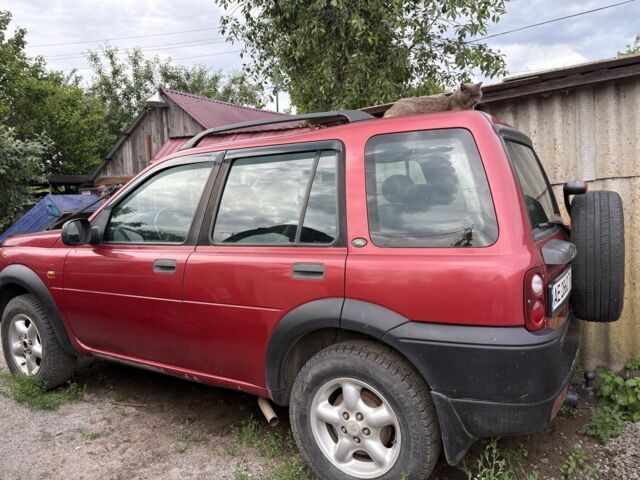 Червоний Ленд Ровер Freelander, об'ємом двигуна 1.8 л та пробігом 260 тис. км за 3856 $, фото 6 на Automoto.ua