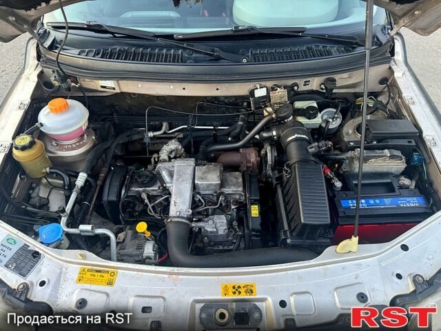 Ленд Ровер Фрилендер, объемом двигателя 2 л и пробегом 320 тыс. км за 2550 $, фото 12 на Automoto.ua