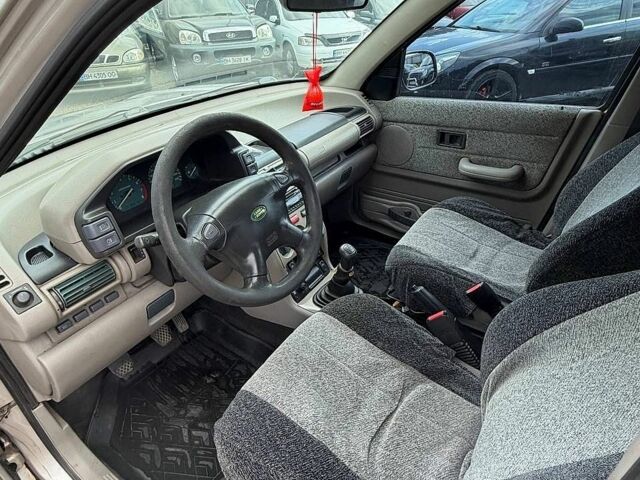 Ленд Ровер Freelander, об'ємом двигуна 1.8 л та пробігом 180 тис. км за 3300 $, фото 4 на Automoto.ua