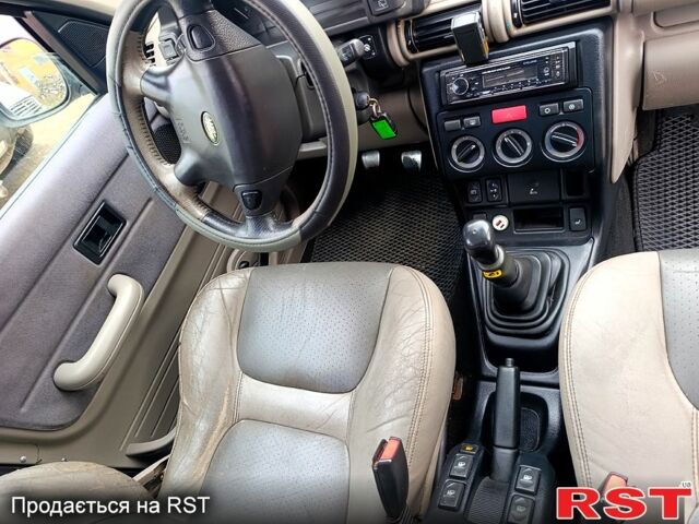Ленд Ровер Freelander, об'ємом двигуна 1.8 л та пробігом 245 тис. км за 2800 $, фото 10 на Automoto.ua