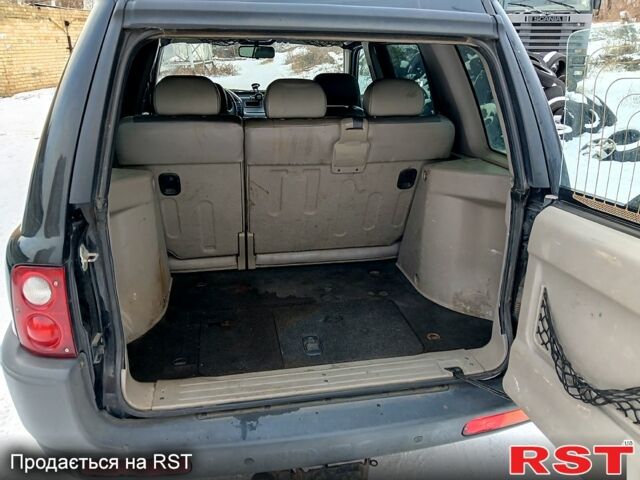 Ленд Ровер Фрилендер, объемом двигателя 1.8 л и пробегом 180 тыс. км за 2250 $, фото 2 на Automoto.ua