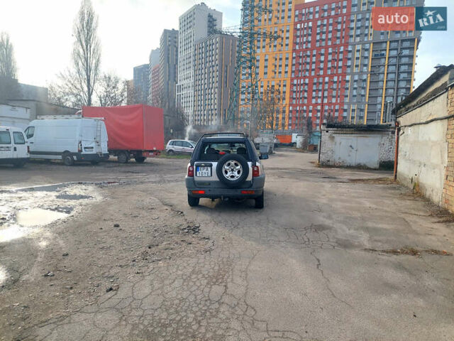 Ленд Ровер Фрилендер, объемом двигателя 2 л и пробегом 300 тыс. км за 2750 $, фото 4 на Automoto.ua