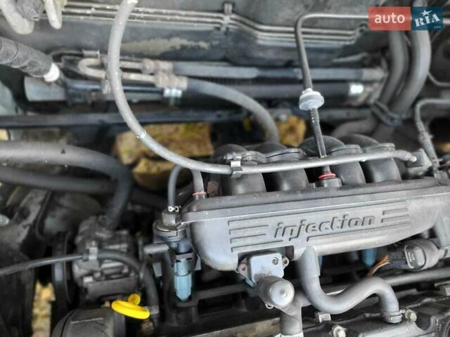 Ленд Ровер Freelander, об'ємом двигуна 1.8 л та пробігом 215 тис. км за 2450 $, фото 2 на Automoto.ua