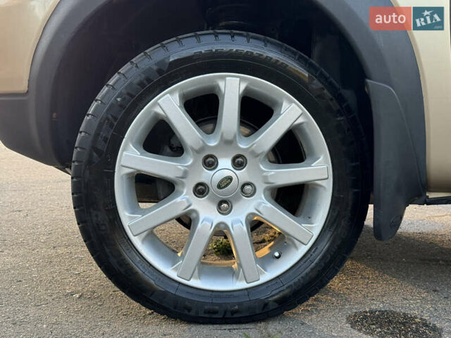 Желтый Ленд Ровер Фрилендер, объемом двигателя 1.95 л и пробегом 364 тыс. км за 7000 $, фото 6 на Automoto.ua