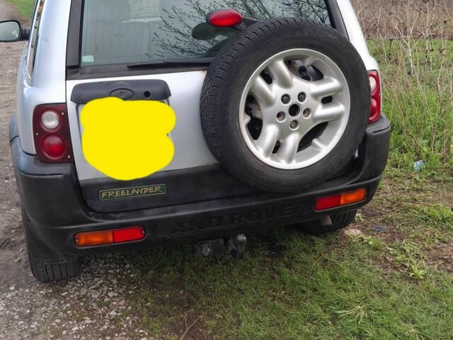 Сірий Ленд Ровер Freelander, об'ємом двигуна 1.8 л та пробігом 250 тис. км за 1917 $, фото 9 на Automoto.ua