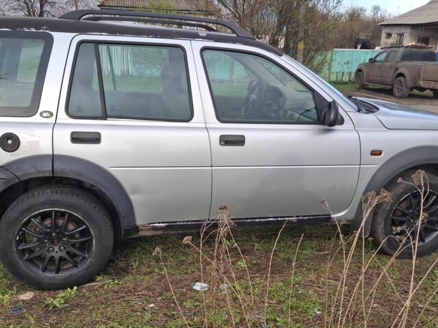 Сірий Ленд Ровер Freelander, об'ємом двигуна 1.8 л та пробігом 250 тис. км за 1917 $, фото 18 на Automoto.ua