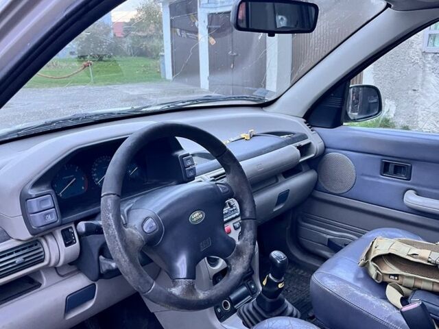 Ленд Ровер Фрилендер 2000 в Ровно на Automoto.ua Серый Ленд Ровер Фрилендер, объемом двигателя 0 л и пробегом 245 тыс. км за 900 $, фото 6 на Automoto.ua