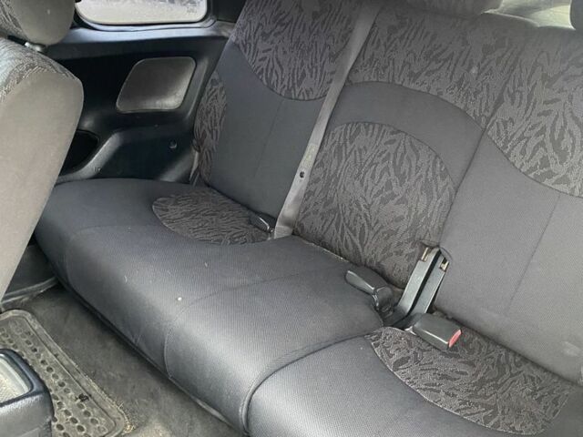 Сірий Ленд Ровер Freelander, об'ємом двигуна 2 л та пробігом 283 тис. км за 2800 $, фото 6 на Automoto.ua