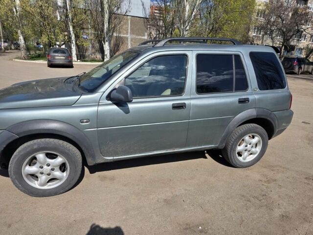 Сірий Ленд Ровер Freelander, об'ємом двигуна 2.5 л та пробігом 300 тис. км за 1943 $, фото 2 на Automoto.ua