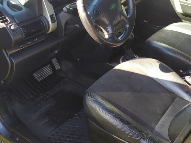 Сірий Ленд Ровер Freelander, об'ємом двигуна 2 л та пробігом 265 тис. км за 7300 $, фото 5 на Automoto.ua