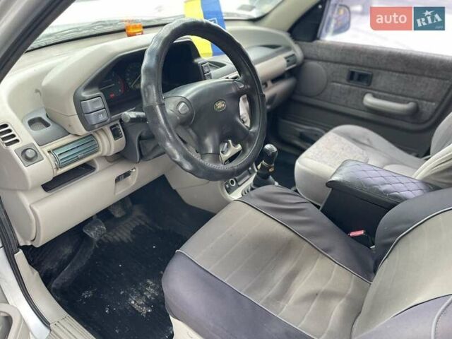 Серый Ленд Ровер Фрилендер, объемом двигателя 1.99 л и пробегом 280 тыс. км за 4200 $, фото 5 на Automoto.ua