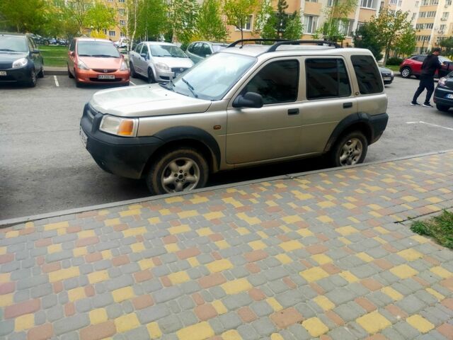 Сірий Ленд Ровер Freelander, об'ємом двигуна 0.18 л та пробігом 300 тис. км за 3400 $, фото 9 на Automoto.ua