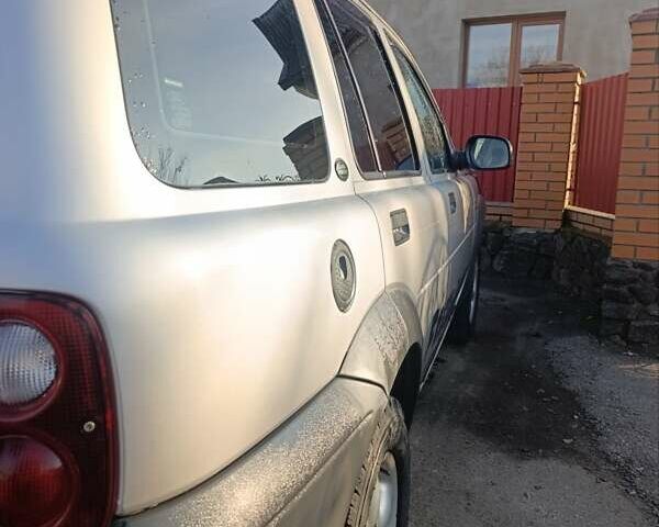 Серый Ленд Ровер Фрилендер, объемом двигателя 1.99 л и пробегом 266 тыс. км за 4999 $, фото 13 на Automoto.ua