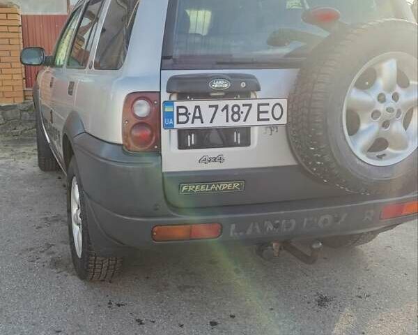 Серый Ленд Ровер Фрилендер, объемом двигателя 1.99 л и пробегом 266 тыс. км за 4999 $, фото 1 на Automoto.ua