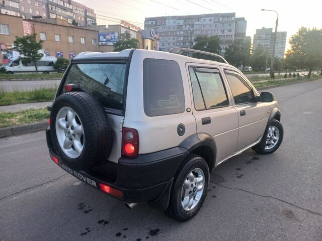 Сірий Ленд Ровер Freelander, об'ємом двигуна 2 л та пробігом 270 тис. км за 4500 $, фото 5 на Automoto.ua
