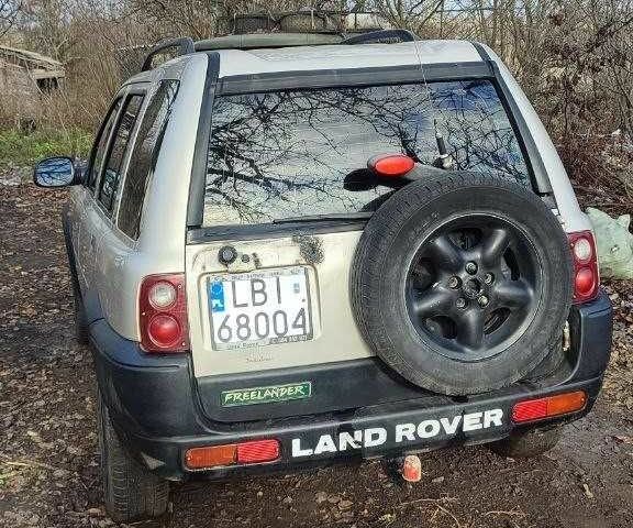 Серый Ленд Ровер Фрилендер, объемом двигателя 2 л и пробегом 400 тыс. км за 2309 $, фото 3 на Automoto.ua