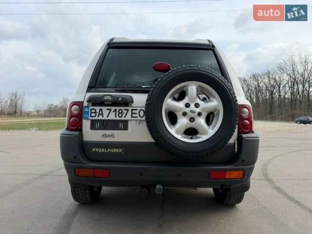 Серый Ленд Ровер Фрилендер, объемом двигателя 2 л и пробегом 266 тыс. км за 5200 $, фото 19 на Automoto.ua