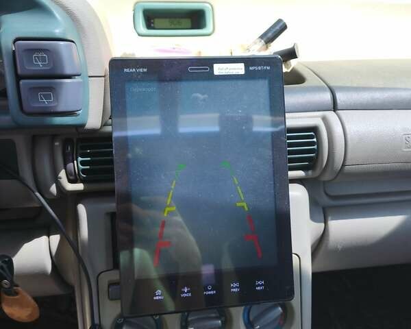 Серый Ленд Ровер Фрилендер, объемом двигателя 2 л и пробегом 334 тыс. км за 4950 $, фото 8 на Automoto.ua